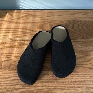 Rothy’s The Casual Clog Soft Black Size 8